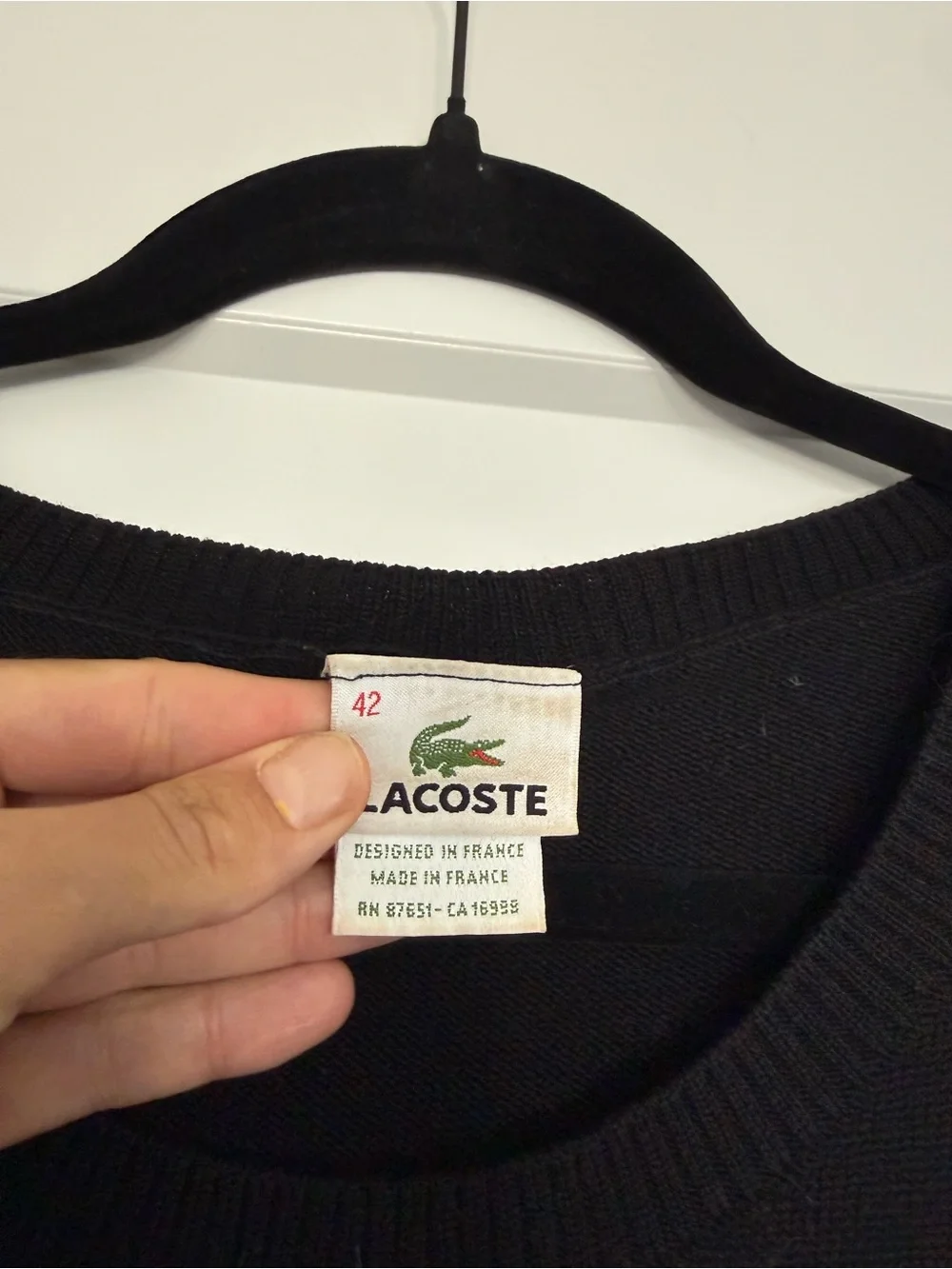 Vintage Lacoste Oversized Crocodile Logo Sweater – Black – Size 42